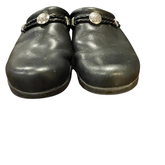 Minnetonka Black Leather Clogs with Braided Accent - 8.5 - Picture 2 of 6